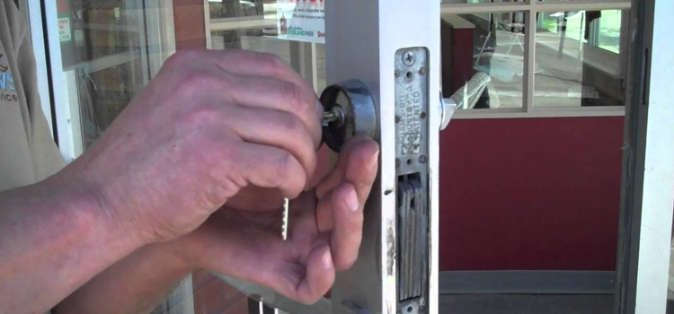 commercial door lock repair Niagara Falls
